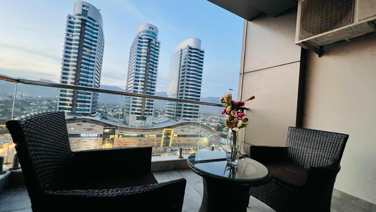 Sky Heights Luxury Apart Facing Centaurus Apartment Islamabad Ngoại thất bức ảnh