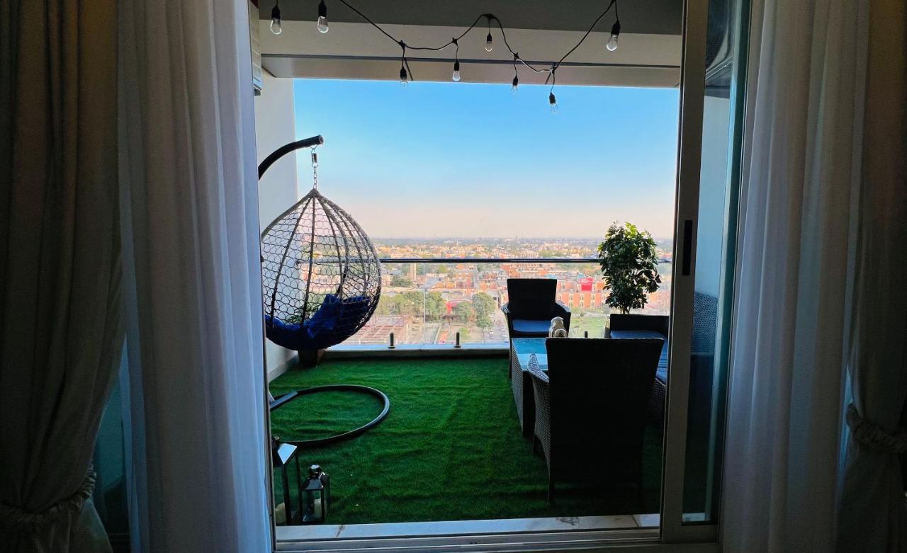 Sky Heights Luxury Apart Facing Centaurus Apartment Islamabad Ngoại thất bức ảnh