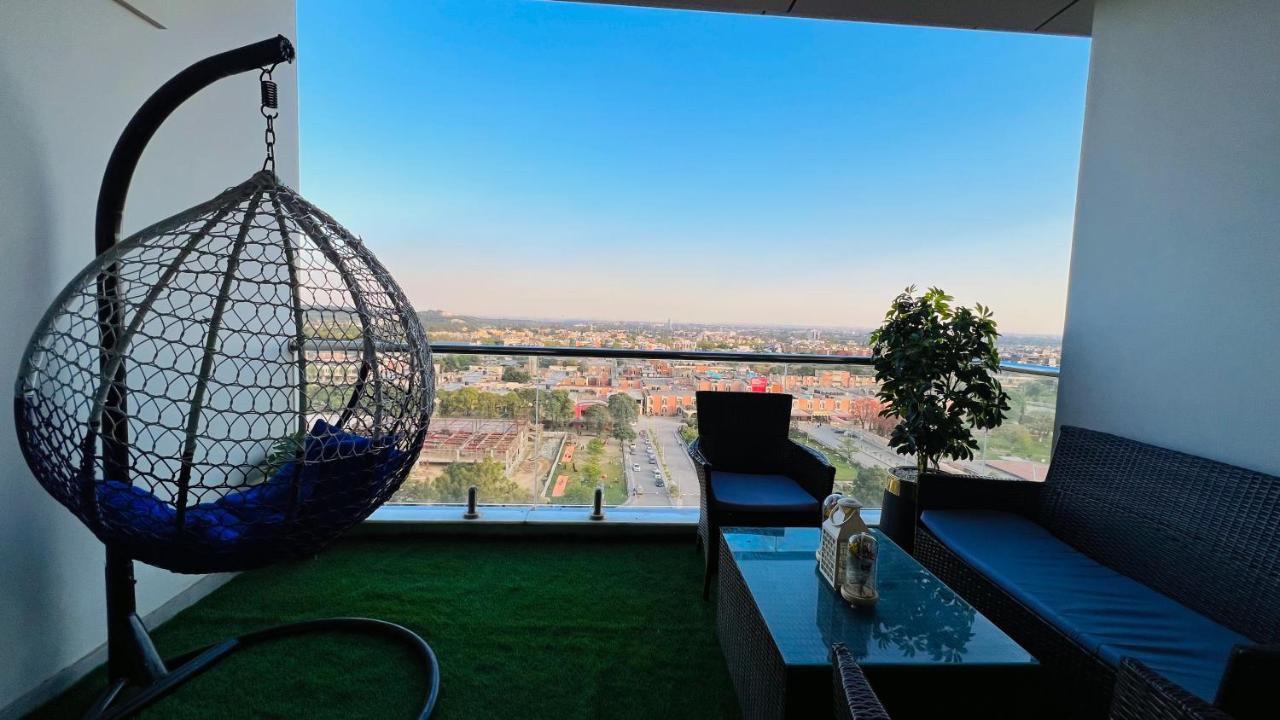 Sky Heights Luxury Apart Facing Centaurus Apartment Islamabad Ngoại thất bức ảnh