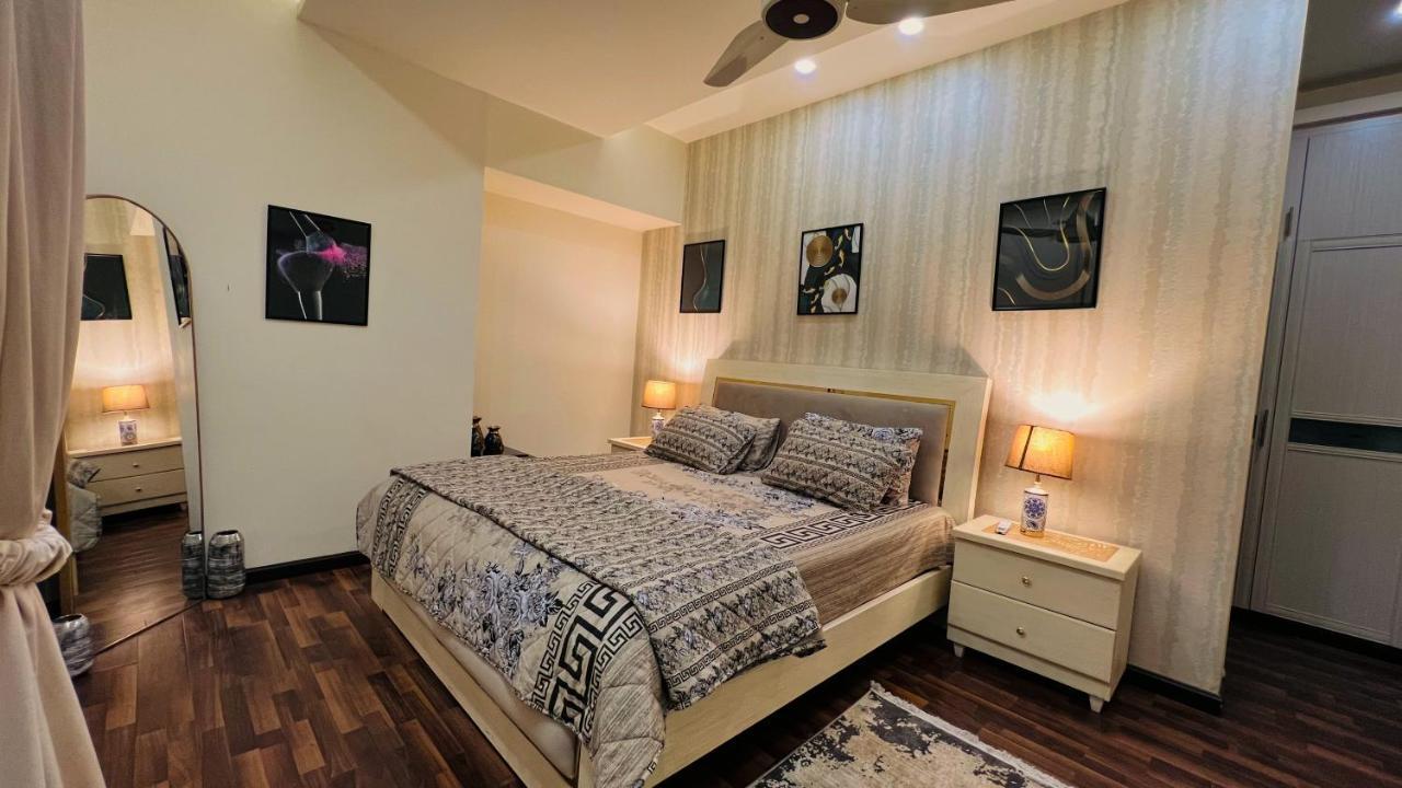 Sky Heights Luxury Apart Facing Centaurus Apartment Islamabad Ngoại thất bức ảnh